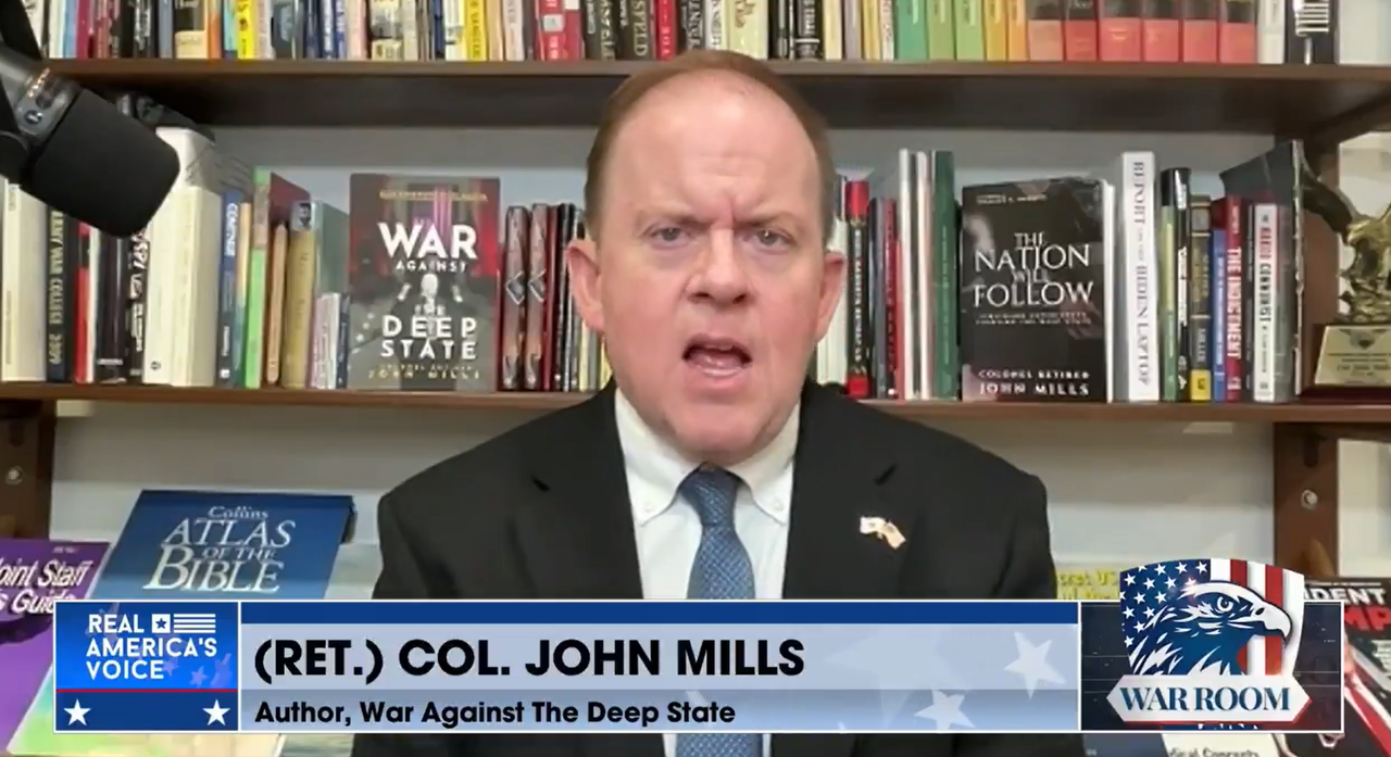 리얼 아메리카 보이스 '워룸(War Room)'에 출연 중인 존 밀스 대령 ⓒ 워룸 화면 캡처